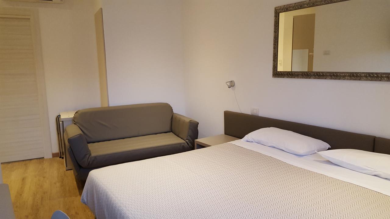 Hotel Pace 브렌조네 술 가르다 외부 사진